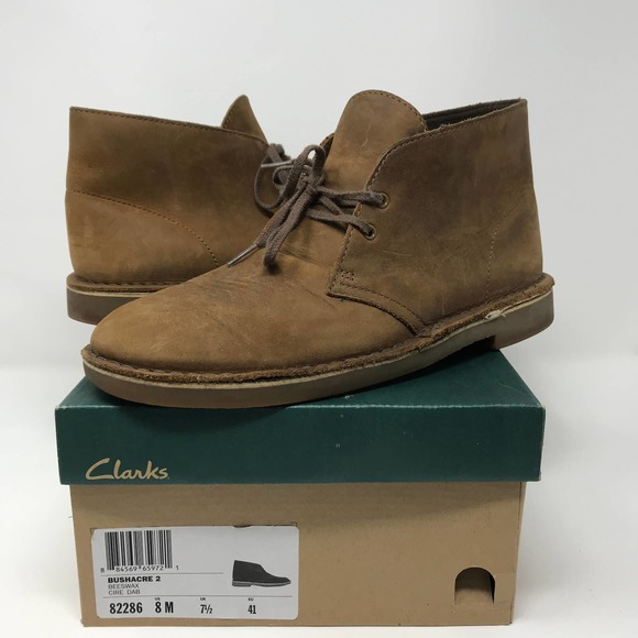 Clarks Other - Clarks Men Bushacre Chukka Boot Size 8 Beeswax Brown Leather Comfy Desert